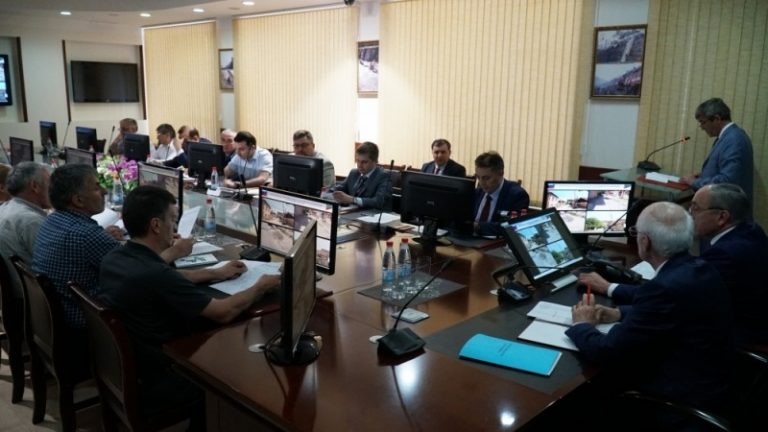 В целях построения и развития аппаратно-программного комплекса «Безопасный город»