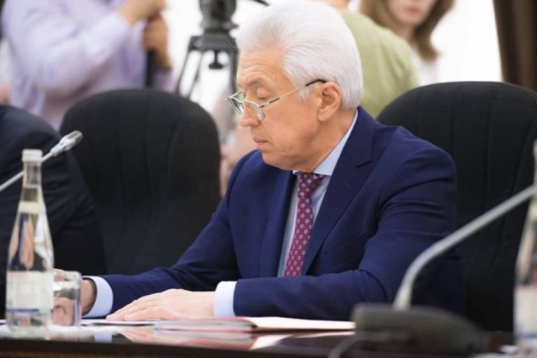 Владимир Васильев принял участие в совещании по социально-экономическому развитию субъектов СКФО