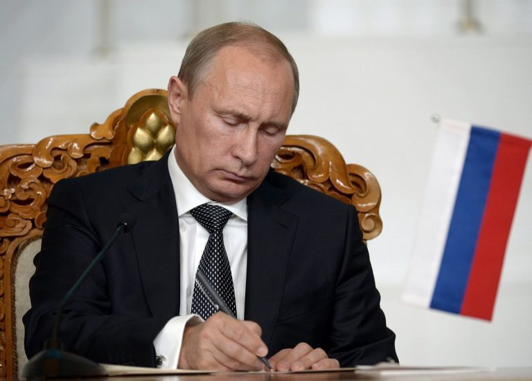 Президент сменил полпреда в СКФО