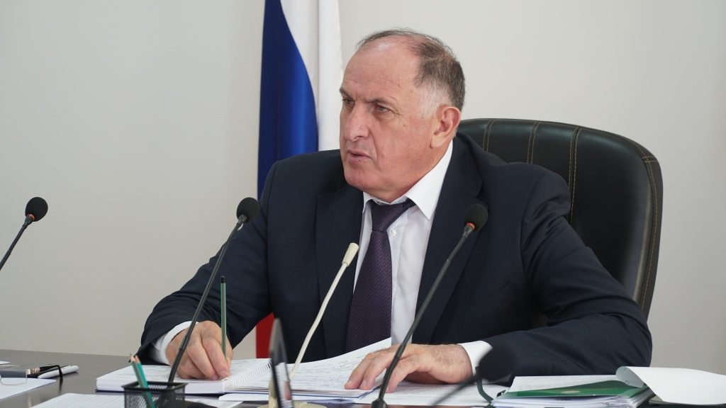 МИНИСТР СЕЛЬСКОГО ХОЗЯЙСТВА И ПРОДОВОЛЬСТВИЯ ДАГЕСТАНА ПРЕДЛОЖИЛ УПРОСТИТЬ ПРОЦЕДУРУ КРЕДИТОВАНИЯ АПК