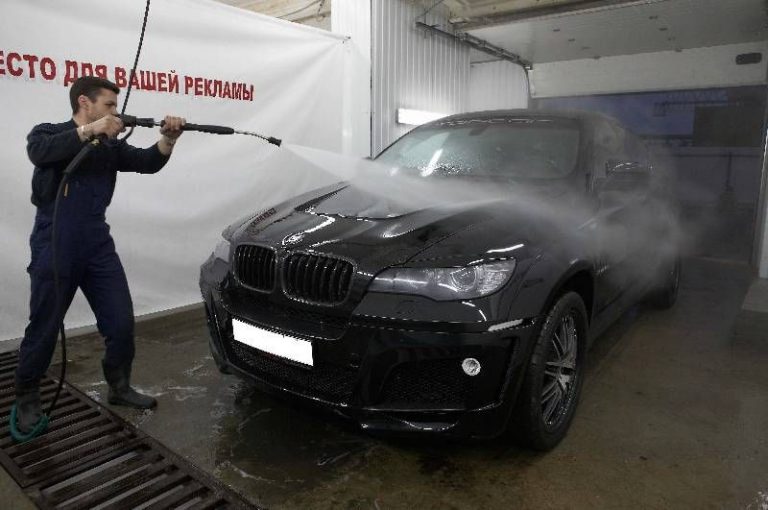 ПРОКУРАТУРА ОБЯЗАЛА БИЗНЕСМЕНА СНЕСТИ НЕЗАКОННУЮ ПОСТРОЙКУ В МАХАЧКАЛЕ
