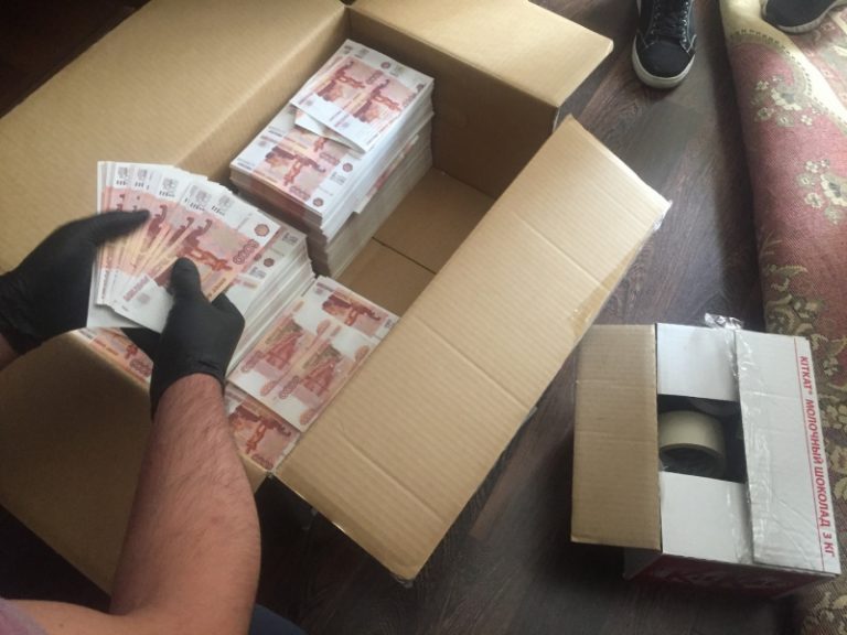 У двух жителей Дагестана изъято около 30 млн фальшивых рублей