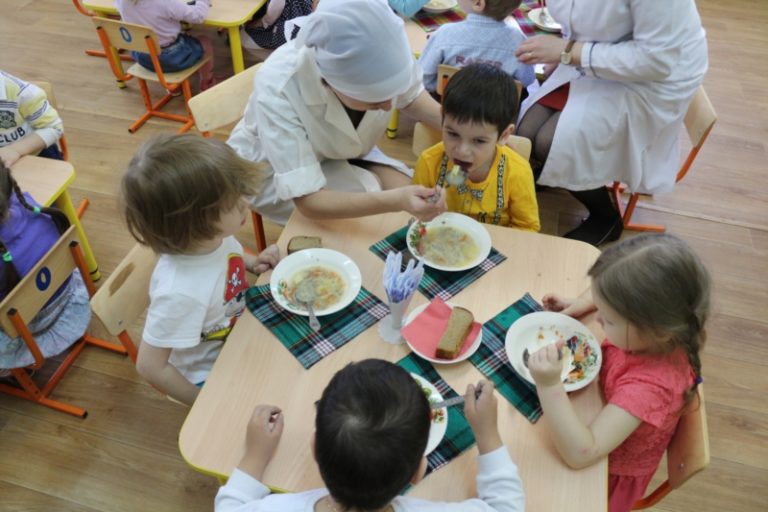 В детсадах Дербента питание будет лучше
