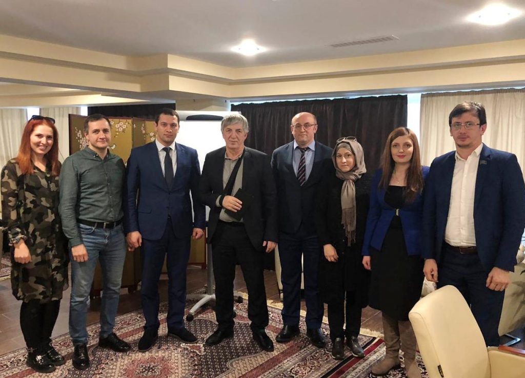 Мэр Дербента встретился с победителями кадрового конкурса «Мой Дагестан»