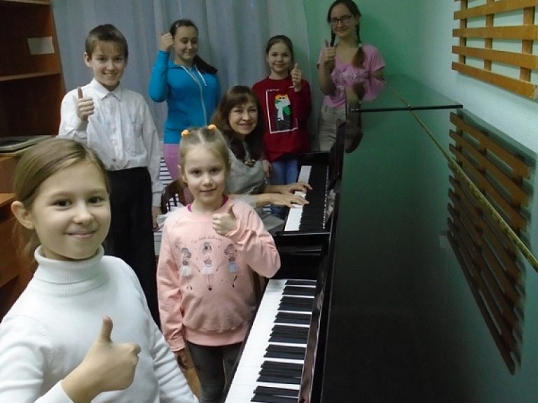 27 детских школ искусств Дагестана получили новые музыкальные инструменты в рамках национального проекта