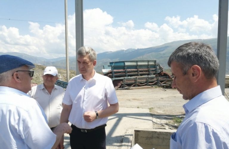 Владимир Иванов посетил Ботлихский район республики