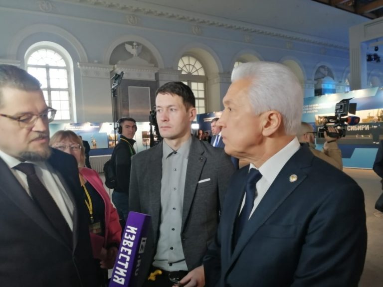 Глава Дагестана прокомментировал послание В. Путина Федеральному собранию