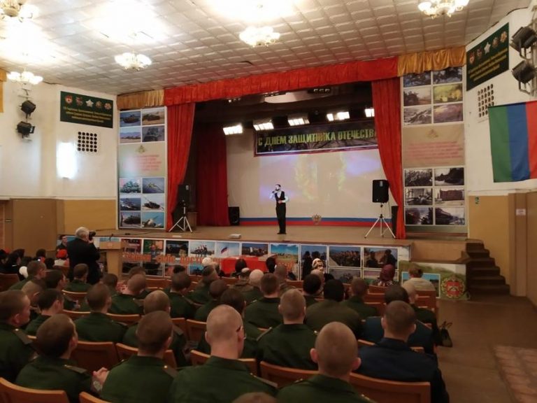 День защитника отечества отметили в Буйнакске
