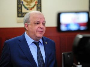 Ситуацию со снятием ограничений прокомментировал Анатолий Карибов