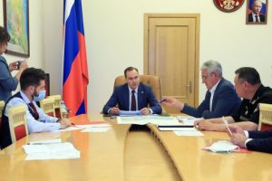 В Правительстве Дагестана рассмотрели вопросы развития частного индустриального парка «Промпарк «Дагдизель» в г. Каспийск