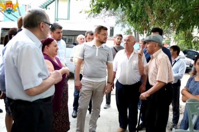 Салман Дадаев встретился с жителями Махачкалы