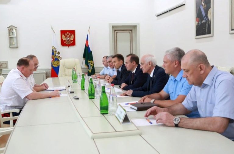 В Дагестане представили нового руководителя управления СКР Анатолия Щурова