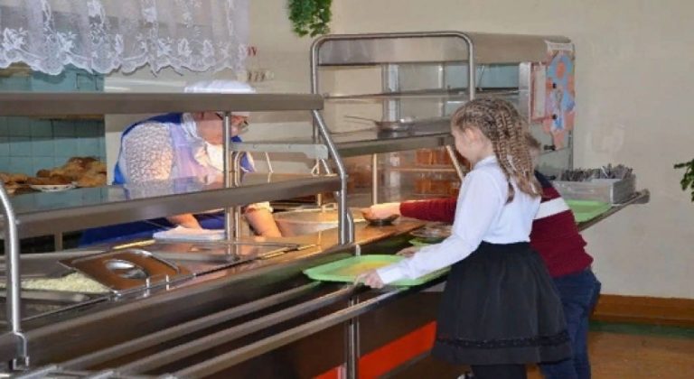 Дагестан получит 630 млн рублей на организацию горячего питания в школах