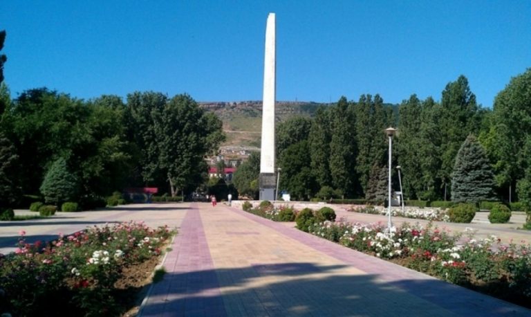 Махачкале вернули незаконно оформленный участок на территории парка
