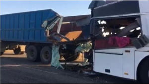 В ДТП с автобусом из Дагестана в Калмыкии погибли три человека