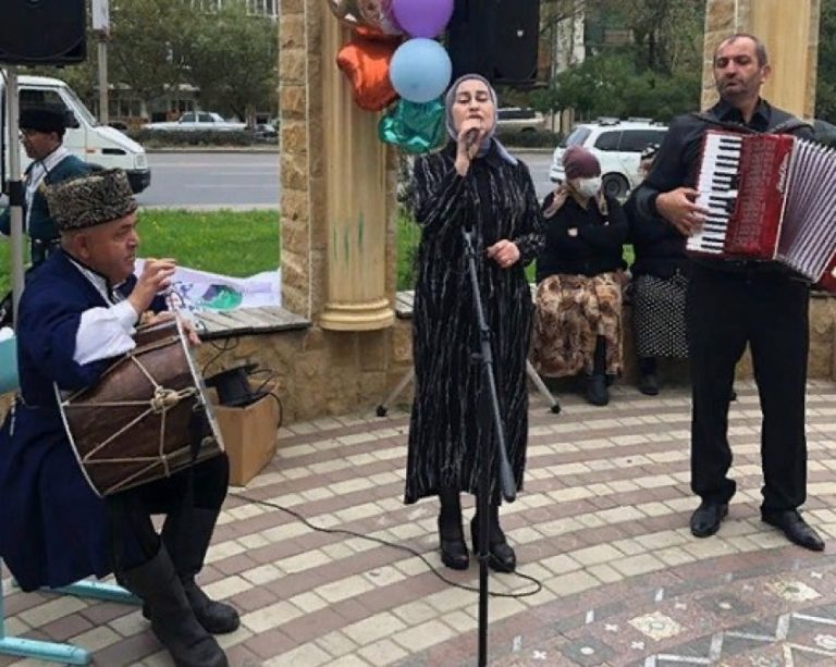 В Махачкале проходит фестиваль «Мастер-золотые руки»