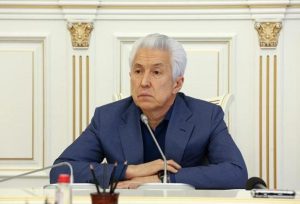Владимир Васильев: вопросы нужно решать советуясь с людьми