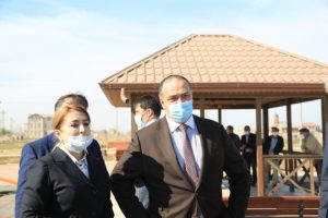 Сергей Меликов ознакомился с благоустройством общественных территорий в Новолакском районе
