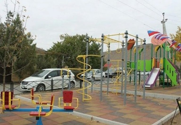 В Избербаше открыли 3 обновленных сквера