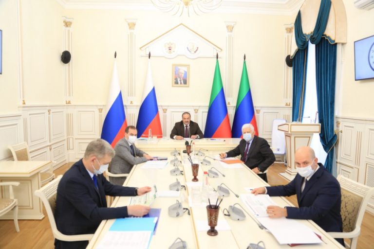 Сергей Меликов поручил проработать вопрос нормативного закрепления требования ношения масок