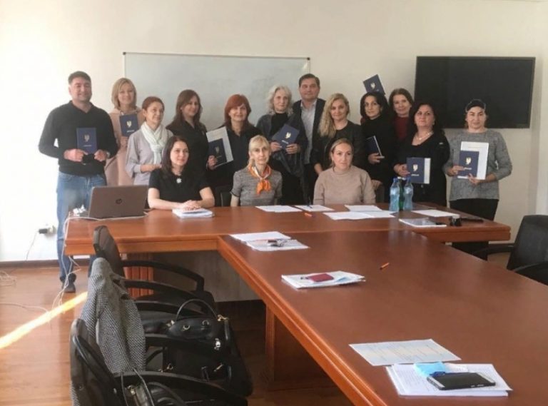 27 махачкалинцев получили новую профессию благодаря нацпроекту «Демография»