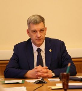 Владимир Иванов покинул пост руководителя АГиП РД