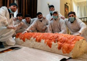 В Махачкале приготовили самый большой ролл в России