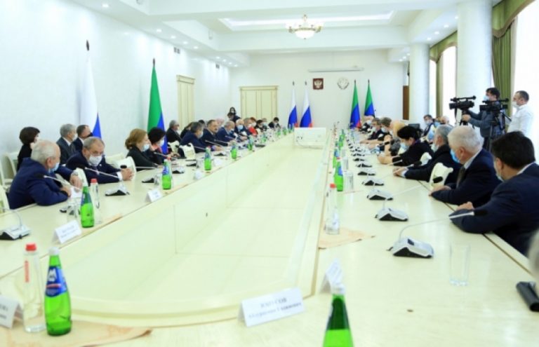 Прошло заседание Совета при Главе Дагестана по развитию гражданского общества и правам человека