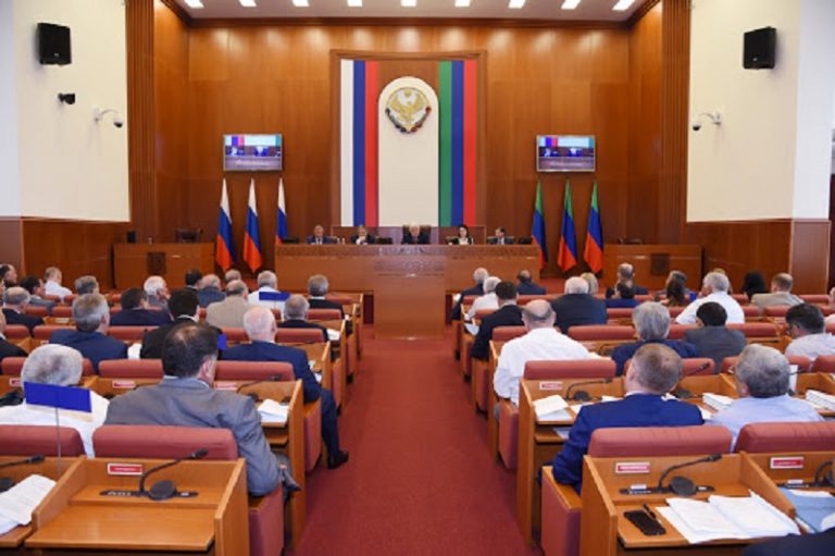 Депутаты проголосуют по кандидатуре председателя Правительства РД 11 декабря