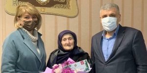Акция «Поздравь юбиляра» в Дербенте