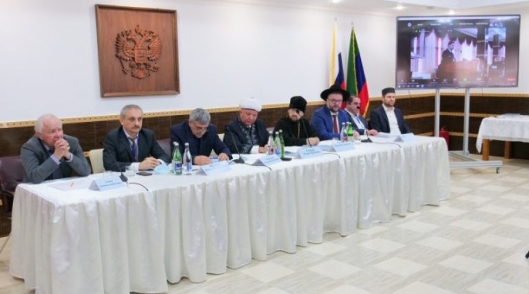 В Махачкале прошла научно-практическая конференция к открытию ДПЦ «Единство»