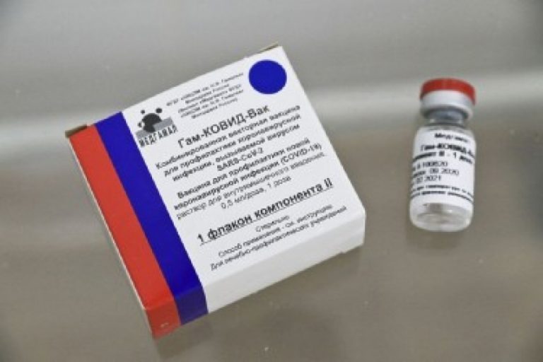 Более 230 дагестанцев уже привились от коронавируса