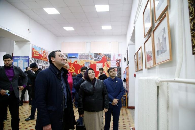 В Дербенте состоялось торжественное собрание, посвященное 100-летию образования ДАССР