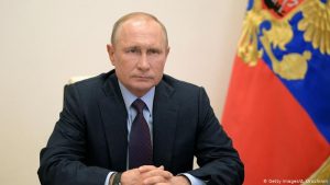 Владимир Путин поздравил дагестанцев со 100-летием со дня основания республики