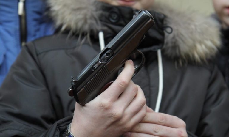 В Дагестане задержан подросток, устроивший стрельбу по сверстнику