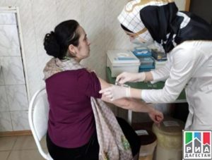 Более 300 человек вакцинировались в Карабудахкентском районе