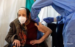 О вакцинации от коронавируса людям старше 60 лет