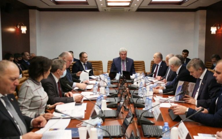 В Совфеде поддержали предложение об ускорении реконструкции махачкалинского аэропорта