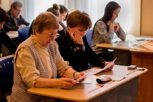 Родители выпускников смогут сдать ЕГЭ