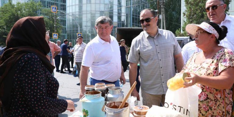 В Махачкале открылась республиканская сельскохозяйственная ярмарка