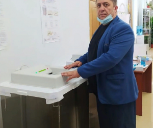 Эльдар Кадиев: «Кизлярцы, пережившие не один теракт, знают силу патриотизма и всегда идут на выборы»