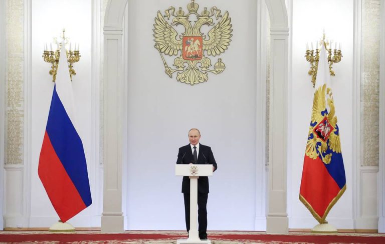 Владимир Путин наградил Мусу Таймазова орденом Дружбы