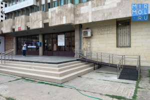 В Доме печати выборы проходят в спокойной обстановке