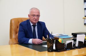 Абдулпатах Амирханов поздравил работников лесного хозяйства с профессиональным праздником
