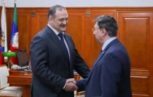 Сергей Меликов поздравил Джамбулата Магомедова с юбилеем