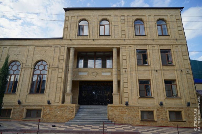 Подарок дербентской синагоге в память об Асафе Итоме Пинхасове