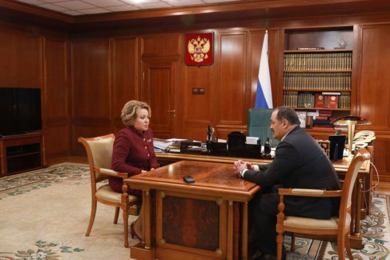 Матвиенко призывает развивать в Дагестане малый и средний бизнес