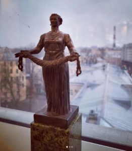 Копия памятника «Мать-Родина» в Израиле