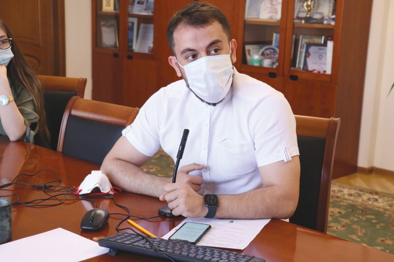 Исрафил Исрафилов: против дилетантов нужно выступать контраргументами, как это делает «Мракоборец»