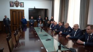 Мэр Дербента встретился с участниками патриотического проекта «Вахта Героев Отечества»
